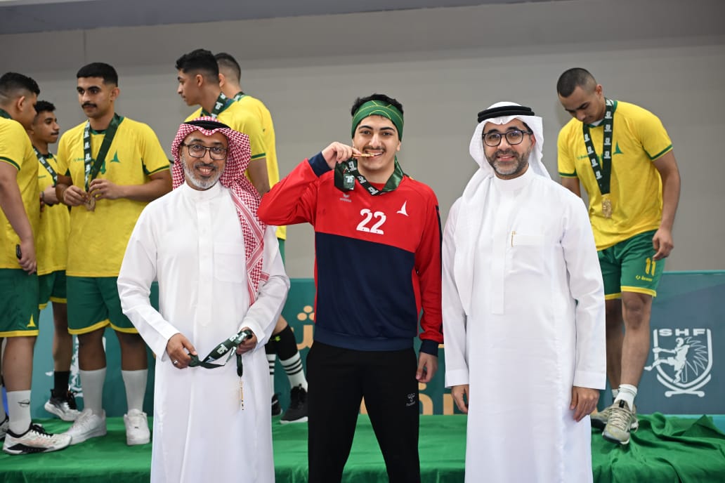 الخليج يفوز على الهدى ويؤجل حسم لقب ممتاز اليد والصفا يتغلب على النور
