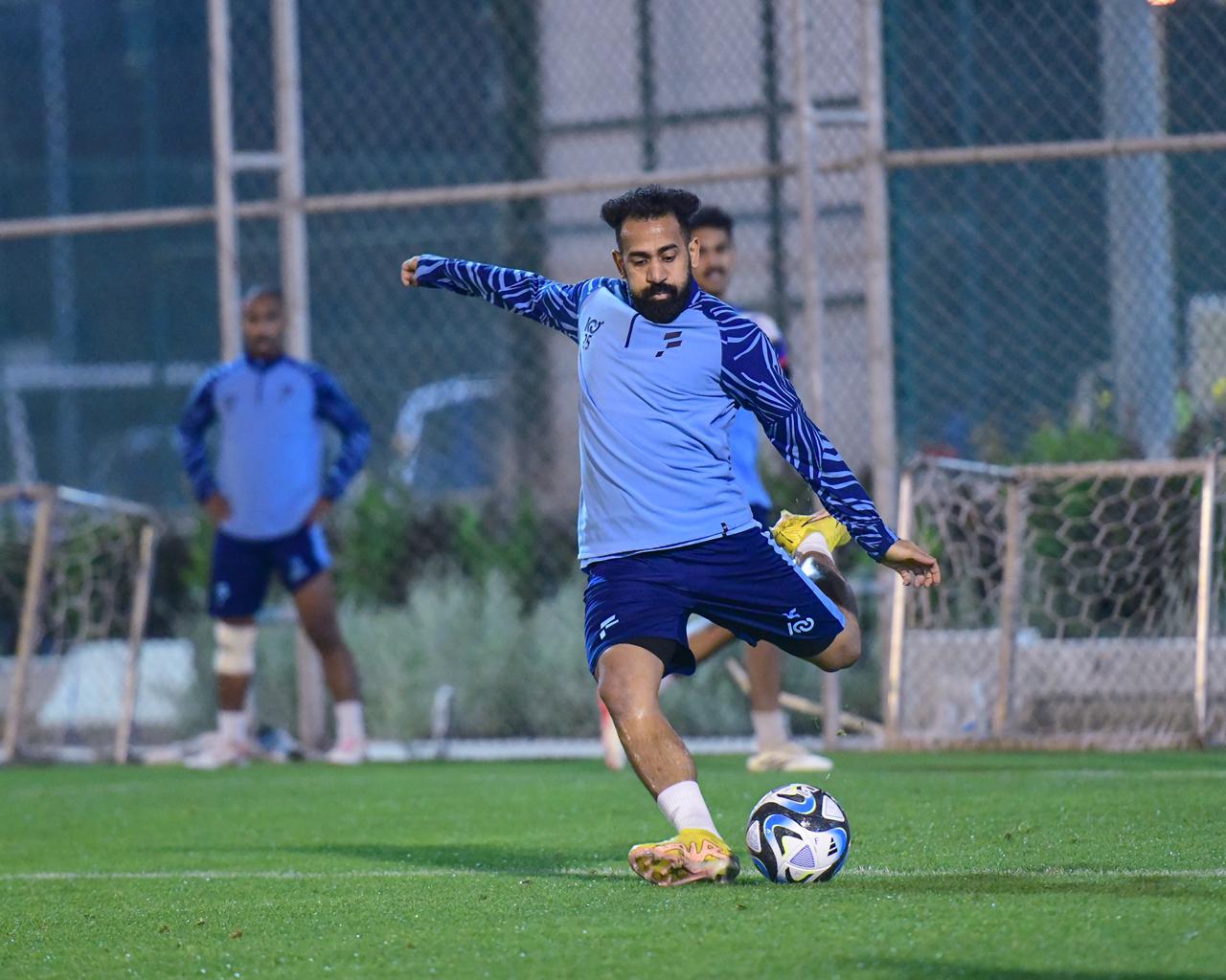 الفريق الفتحاوي يستعد لمواجهة الاتحاد في الأحساء