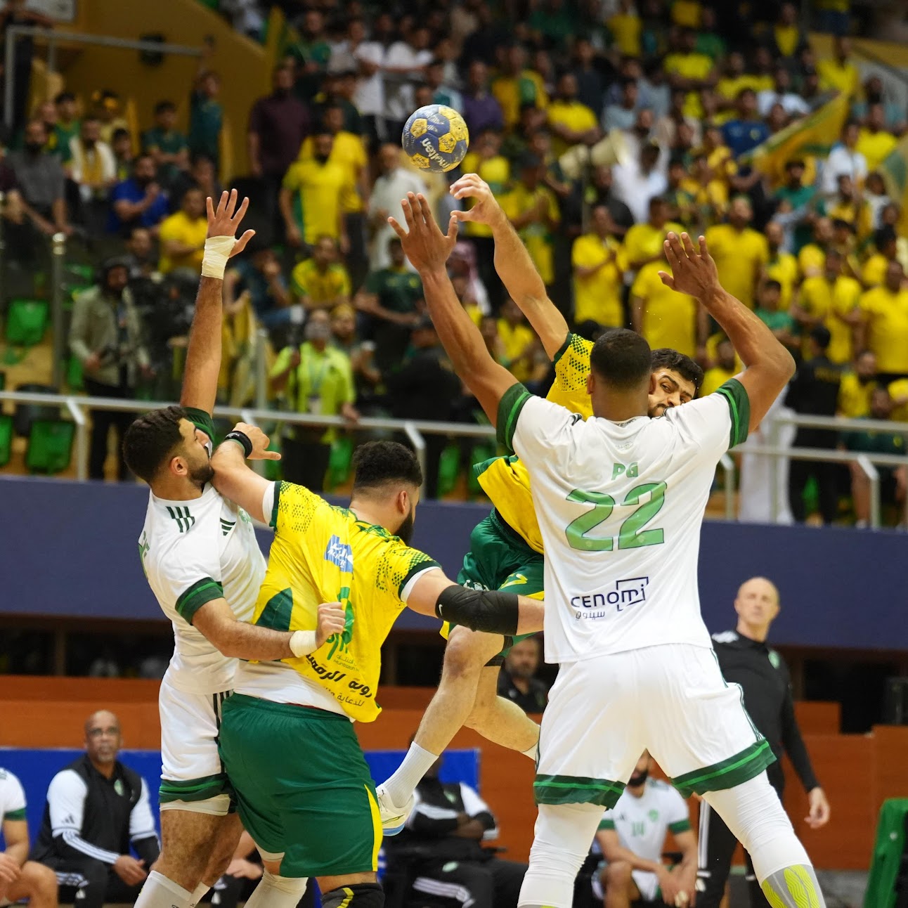 تأهل الزلفي والوحدة والنور والخليج إلى نصف نهائي كأس الاتحاد السعودي لكرة اليد