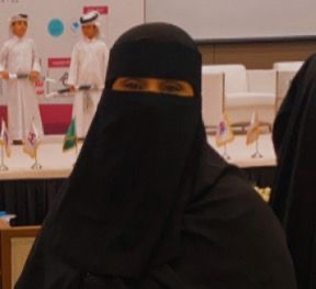 حين تتغير القناعات: كيف نحمي الأسرة من الانقسام