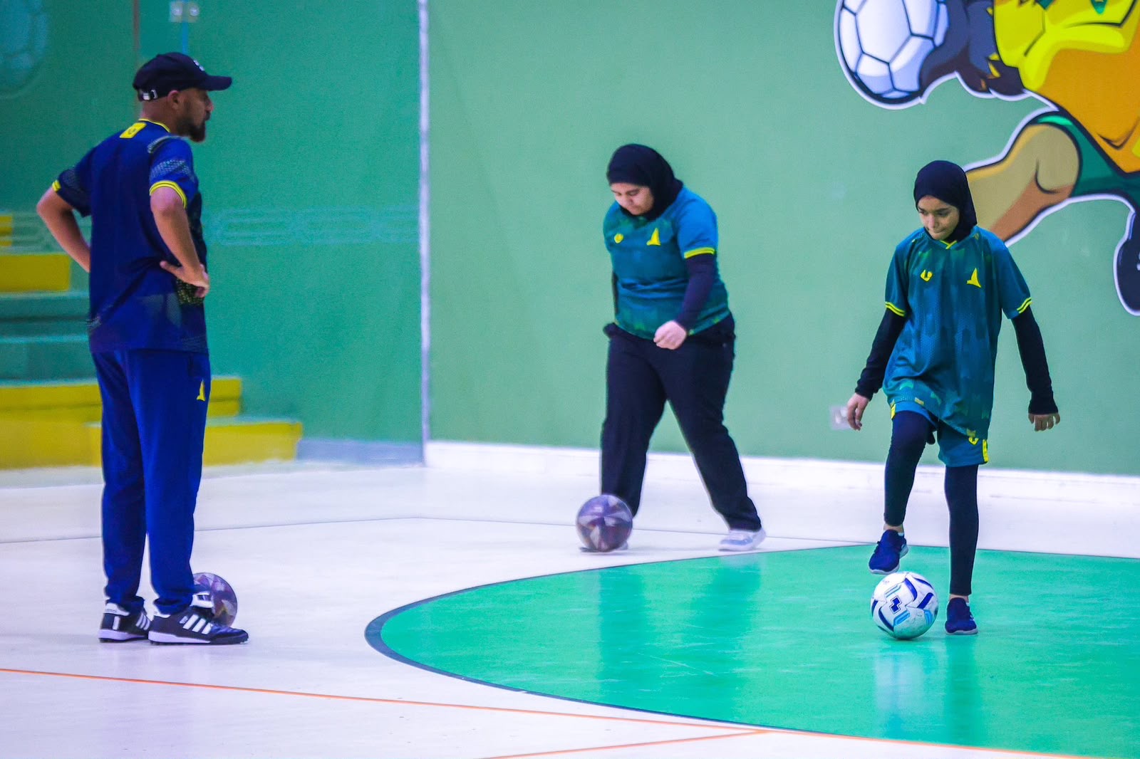 مهرجان صيف الدانة 2026» يواصل تقديم برامجه ودوراته الرياضية