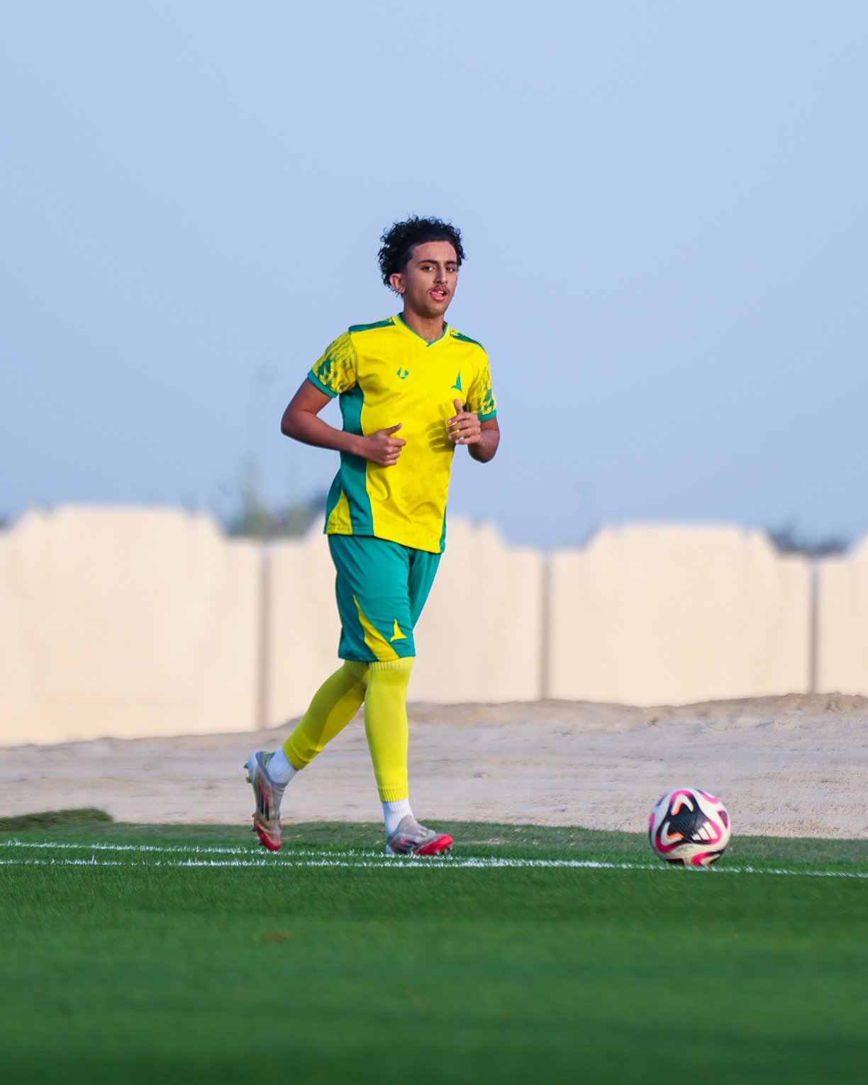 صالح العيسائي موهبة ومستقبل نادي الخليج القادم 