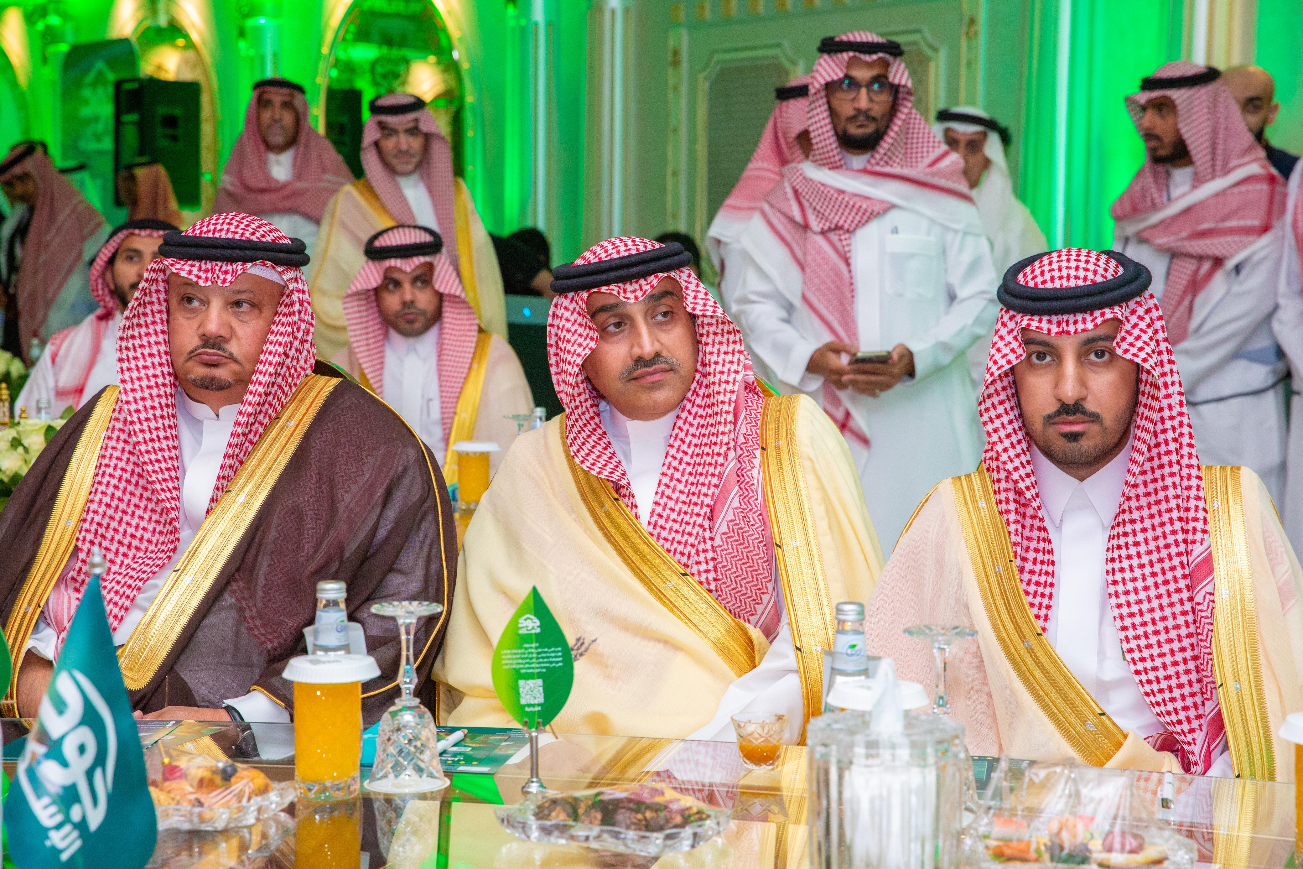 أمير الشرقية يرعى لقاء جود الشرقية وجود الأحساء وجود حفر الباطن.