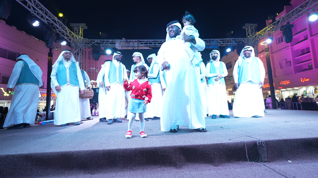 * مهرجان أيام سوق الحب 4 يشهد حضور أكثر من 25 ألف زائر في يومه الرابع.