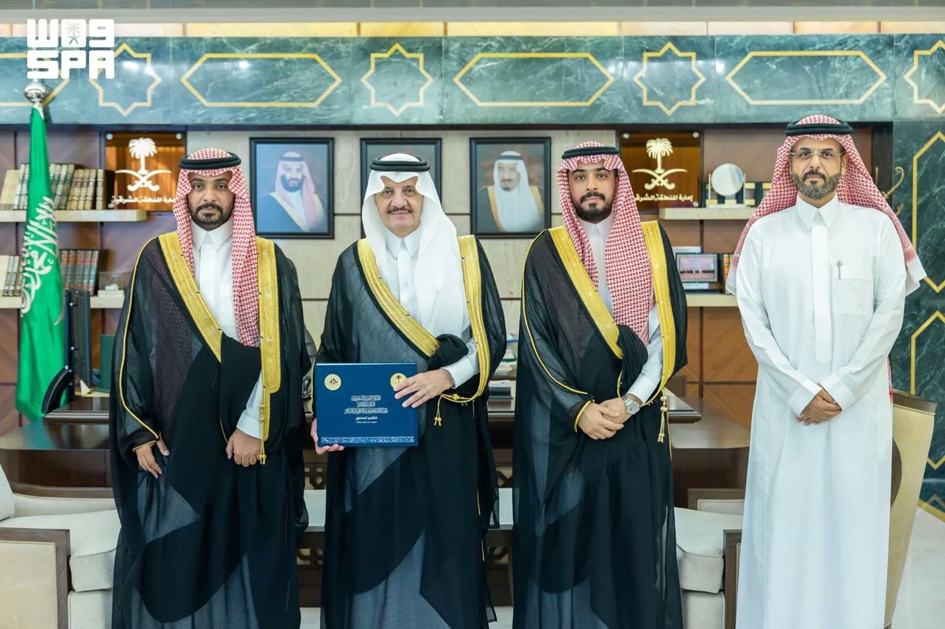 أمير الشرقية يستقبل مدير عام فرع هيئة الأمر بالمعروف والنهي عن المنكر بالمنطقة