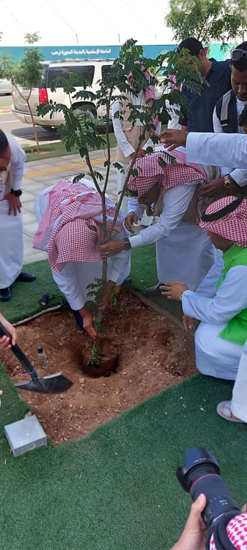 تدشين أسبوع البيئة بالجامعة الإسلامية بالمدينة المنورة 