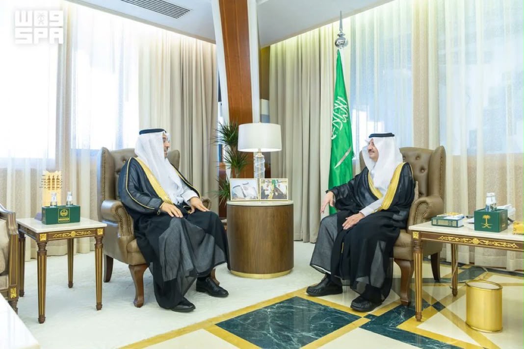 أمير المنطقة الشرقية يستقبل رئيس الهيئة السعودية للمياه