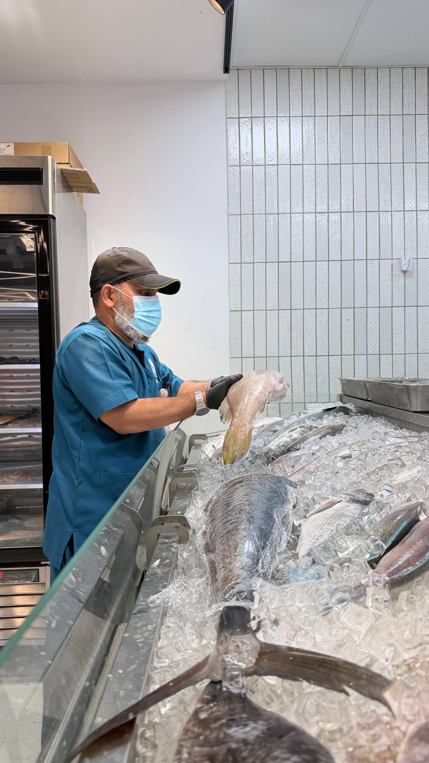 بلدية القطيف تكثف جولاتها الرقابية خلال شهر رمضان المبارك