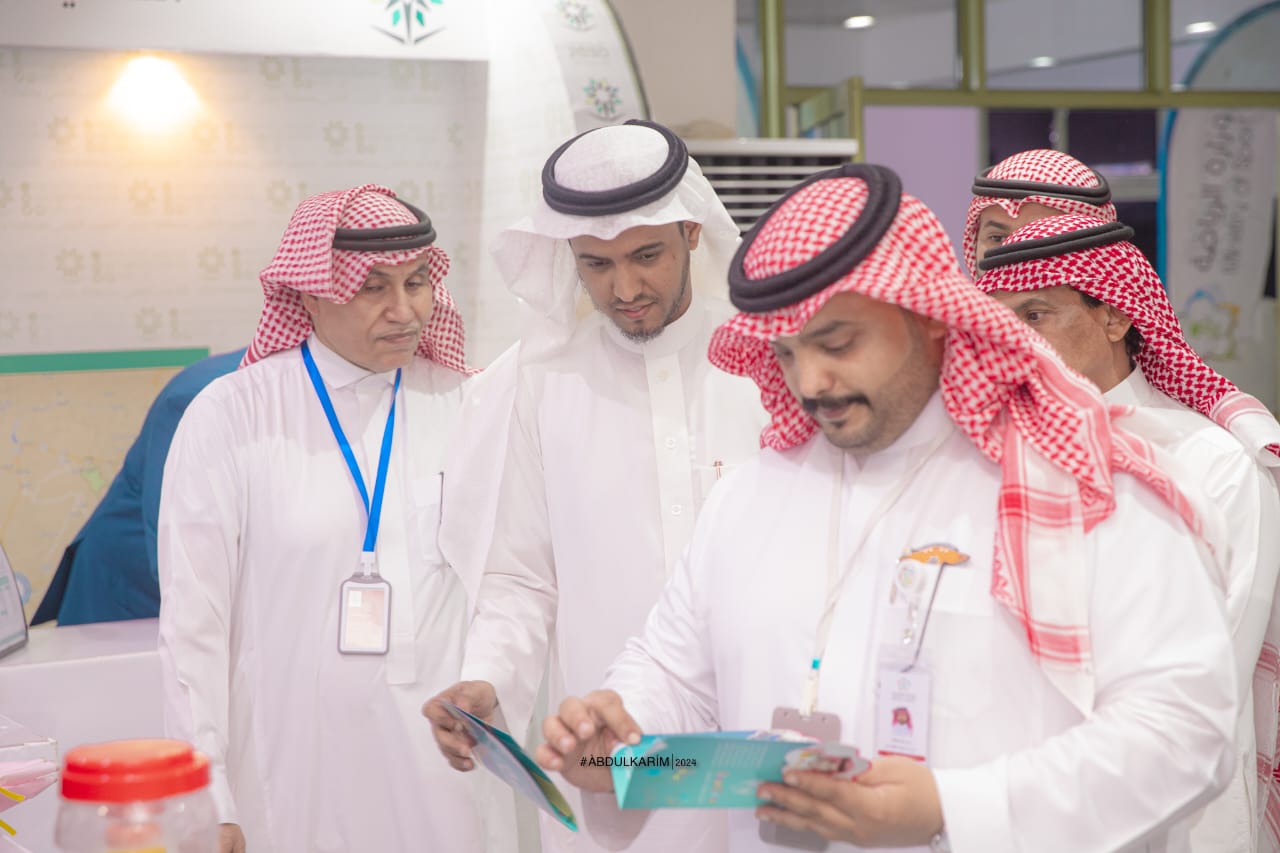 تحت شعار (لست لوحدك ...نحن معك) فـــرع وزارة الرياضة بجازان ينظم احتفالا بذوي الإعاقة بالمنطقة 