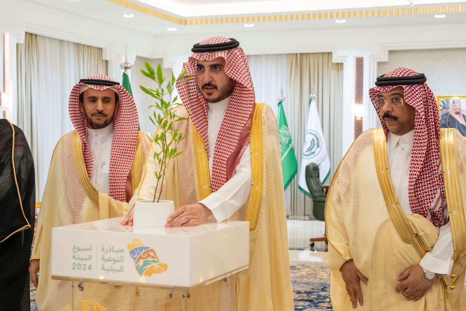 أمير منطقة الجوف يدشن فعاليات أسبوع البيئة 2024