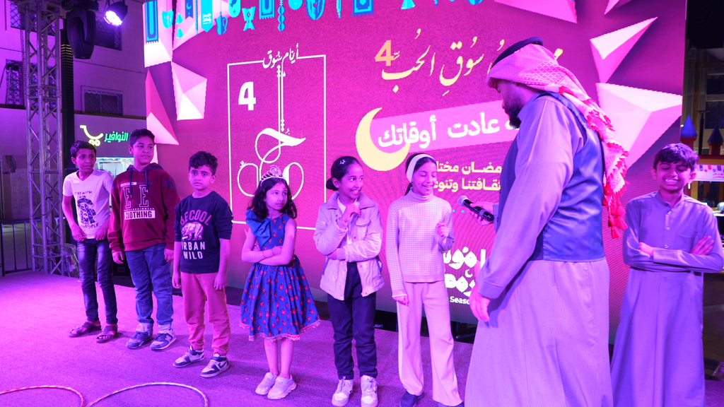 * مهرجان أيام سوق الحب 4 يشهد حضور أكثر من 25 ألف زائر في يومه الرابع.