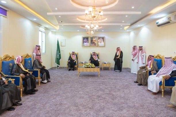 أمير منطقة الجوف يزور المراكز التابعة لمحافظة القريات ويلتقي الأهالي