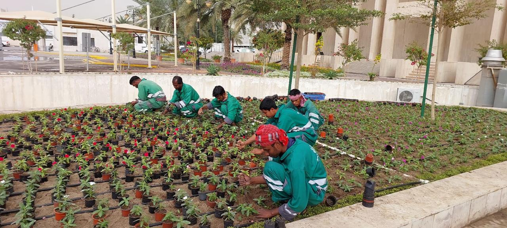 استعدادات المنطقة الشرقية لعيد الفطر المبارك.