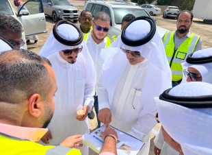 رئيس بلدية القطيف يقف على سير أعمال عدد من المشاريع التنموية والخدمية في القطيف*