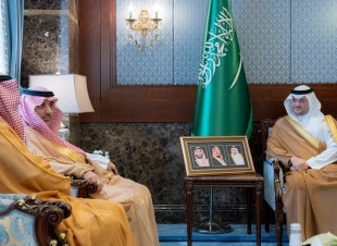 سمو محافظ الأحساء يستقبل وكيل وزارة البلديات والاسكان